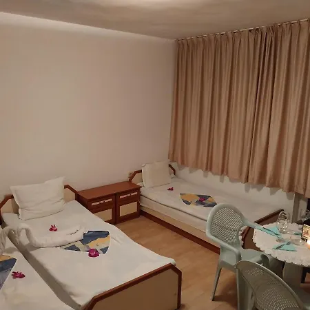 Habitación en casa particular Стаи За Гости Ники Nesebar